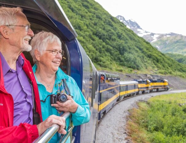 Alaska-Railroad-GoldStar-Viewing-Platform-1-PC-Glenn-Aronwits