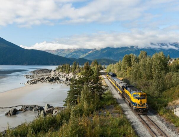 Glacier-Discovery-Train-Turnagain-Arm-PC-Michael-W-Sullivan