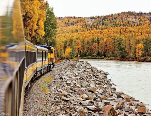 Hurricane-Turn-Train-Train-River-PC-Glenn-Aronwits