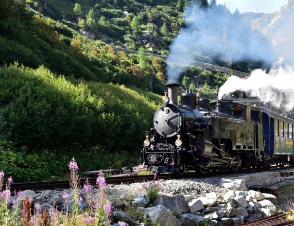 steam-railway-furka-bergstrecke-1675287_1920
